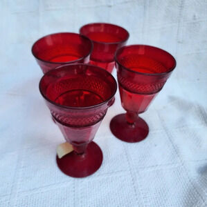 Vintage Red Cut Glass Goblets‎